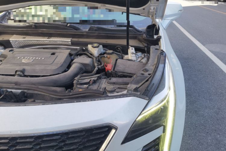 Used Cadillac XT4 2021 28T Two-Wheel Drive Leading Version Engine Bay Left
