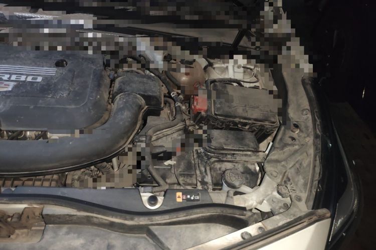Used Cadillac XT4 2021 28T Two-Wheel Drive Leading Version Engine Bay Left