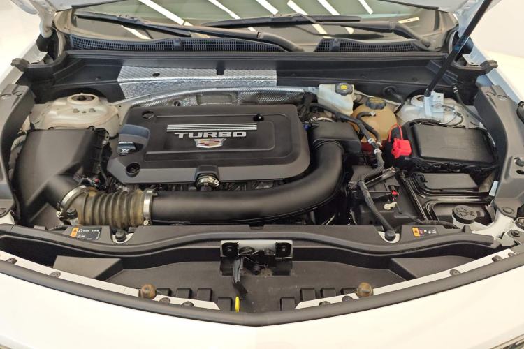 Used Cadillac XT4 2021 28T Two-Wheel Drive Tech Edition Engine Bay