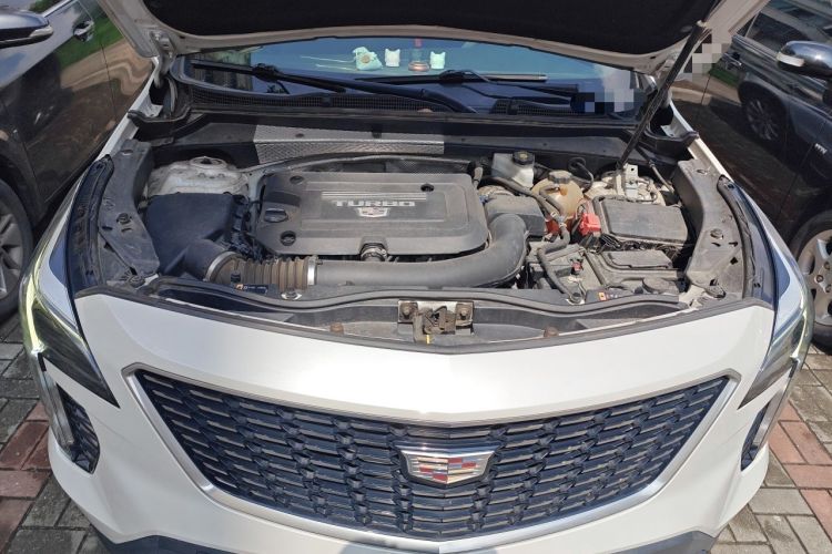 Used Cadillac XT4 2021 28T Two-Wheel Drive Tech Edition Engine Bay