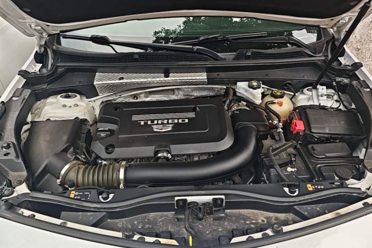 Used Cadillac XT4 2021 28T Two-Wheel Drive Leading Version Engine Bay