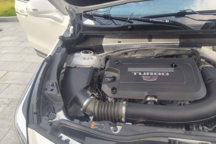 Used Cadillac XT4 2021 28T Two-Wheel Drive Leading Version Engine Bay Right