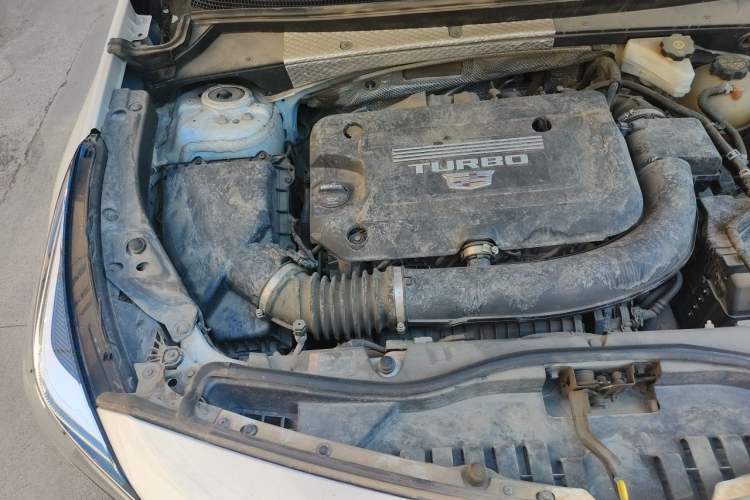 Used Cadillac XT4 2021 28T Two-Wheel Drive Leading Version Engine Bay Right