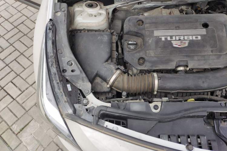 Used Cadillac XT4 2021 28T Two-Wheel Drive Leading Version Engine Bay Right