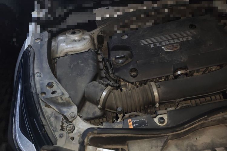 Used Cadillac XT4 2021 28T Two-Wheel Drive Leading Version Engine Bay Right