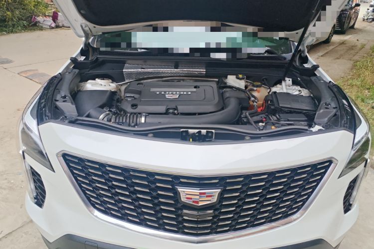 Used Cadillac XT4 2021 28T Two-Wheel Drive Tech Edition Engine Bay
