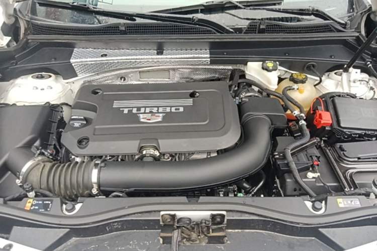 Used Cadillac XT4 2021 28T Two-Wheel Drive Tech Edition Engine Bay