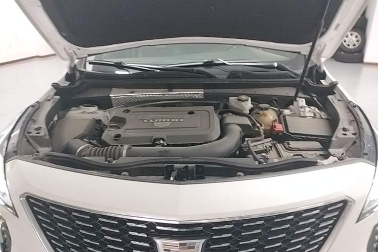 Used Cadillac XT4 2021 28T Two-Wheel Drive Leading Version Engine Bay