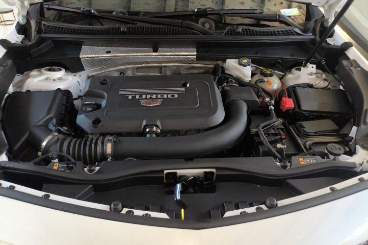 Used Cadillac XT4 2021 28T Two-Wheel Drive Tech Edition Engine Bay