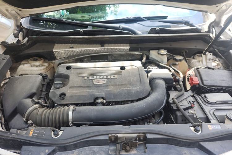 Used Cadillac XT4 2021 28T Two-Wheel Drive Luxury Version Engine Bay