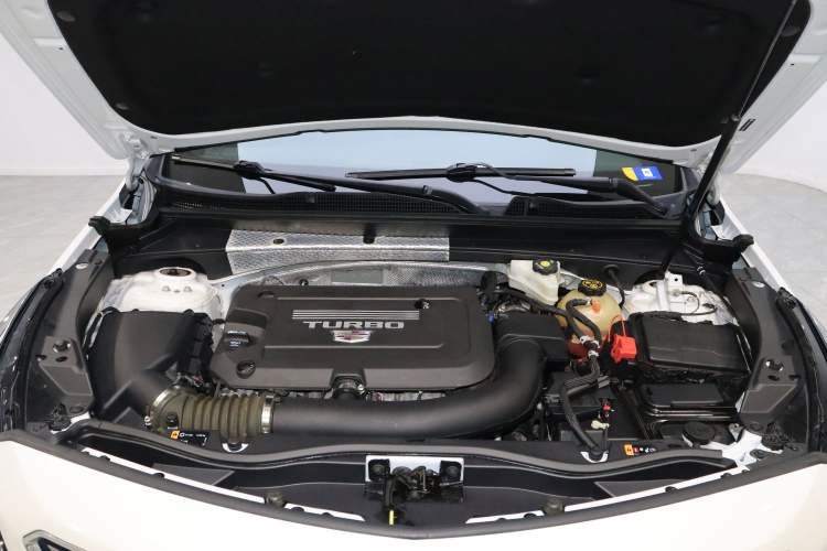 Used Cadillac XT4 2021 28T Two-Wheel Drive Leading Version Engine Bay