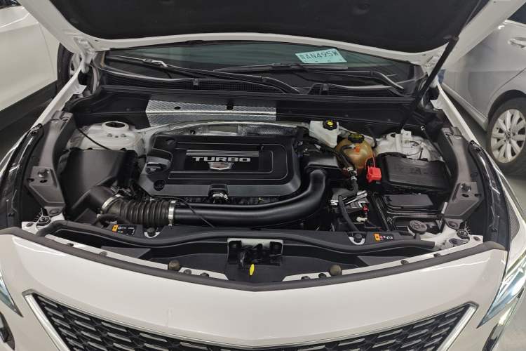 Used Cadillac XT4 2021 28T Two-Wheel Drive Leading Version Engine Bay