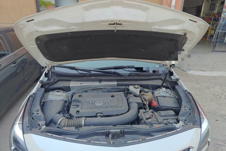 Used Cadillac XT4 2021 28T Two-Wheel Drive Tech Edition Engine Bay