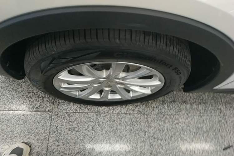 Used Cadillac XT4 2021 28T Two-Wheel Drive Tech Edition Exterior 1