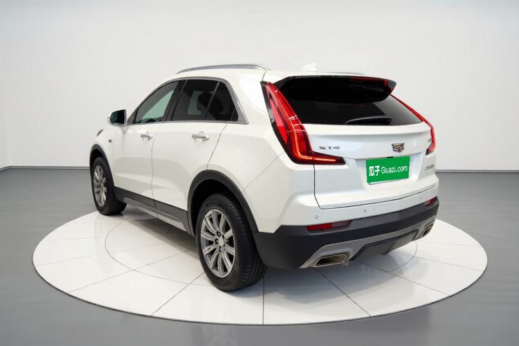 Used Cadillac XT4 2021 28T Two-Wheel Drive Leading Version Exterior 2