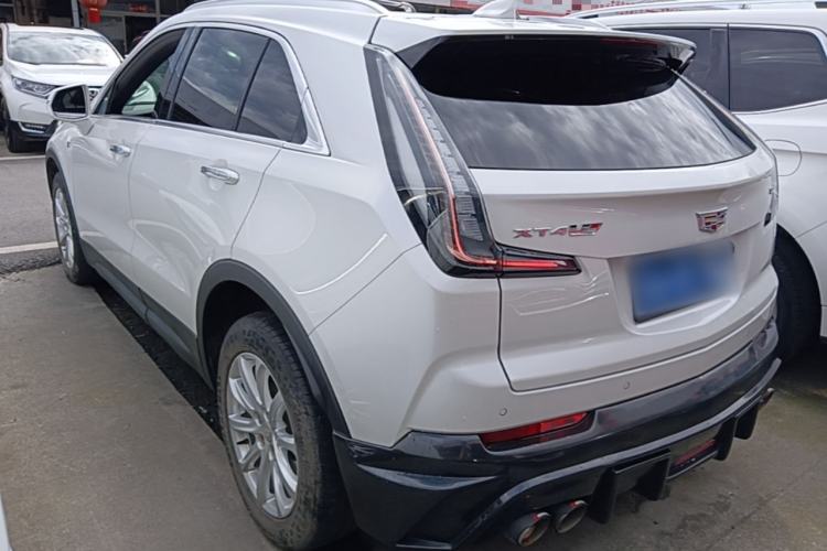 Used Cadillac XT4 2021 28T Two-Wheel Drive Tech Edition Exterior 2