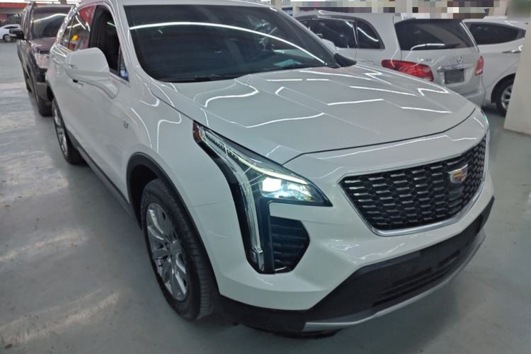 Used Cadillac XT4 2021 28T Two-Wheel Drive Leading Version Exterior 2