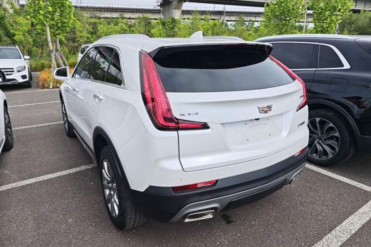 Used Cadillac XT4 2021 28T Two-Wheel Drive Leading Version Exterior 2