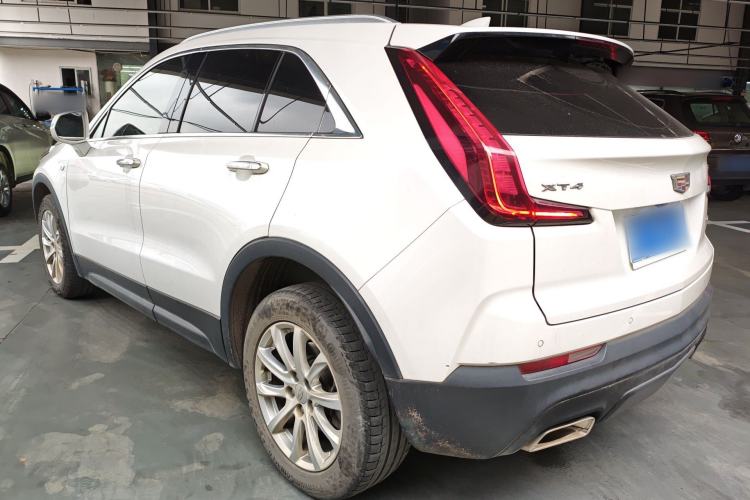Used Cadillac XT4 2021 28T Two-Wheel Drive Tech Edition Exterior 2