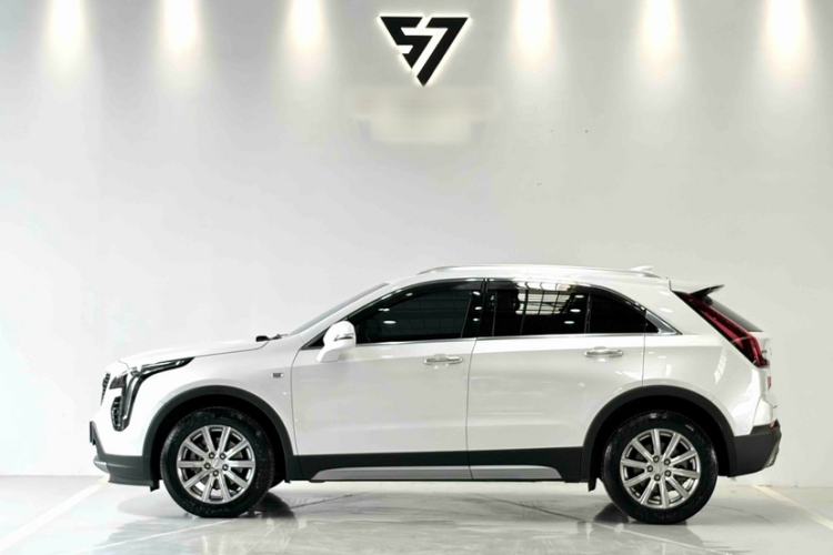 Used Cadillac XT4 2021 28T Two-Wheel Drive Leading Version Exterior 3
