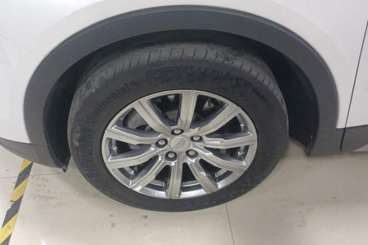 Used Cadillac XT4 2021 28T Two-Wheel Drive Leading Version Exterior 4