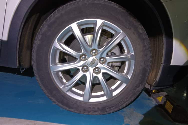 Used Cadillac XT4 2021 28T Two-Wheel Drive Tech Edition Exterior 4
