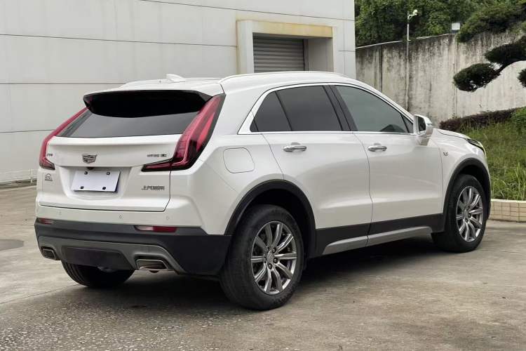 Used Cadillac XT4 2021 28T Two-Wheel Drive Luxury Version Exterior 4