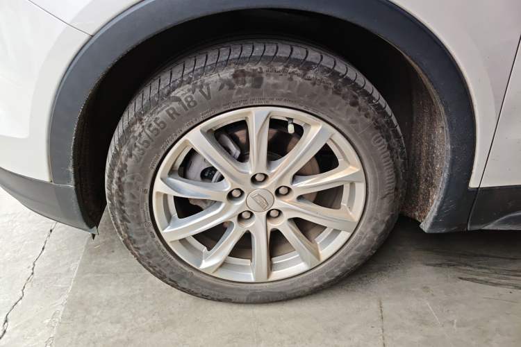 Used Cadillac XT4 2021 28T Two-Wheel Drive Tech Edition Exterior 4