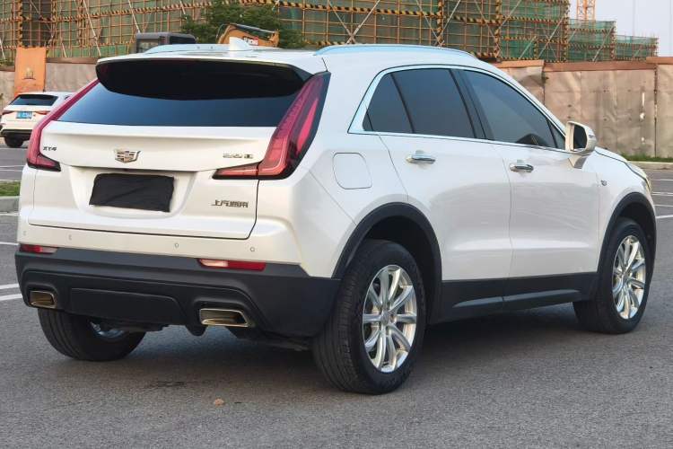 Used Cadillac XT4 2021 28T Two-Wheel Drive Tech Edition Exterior 5
