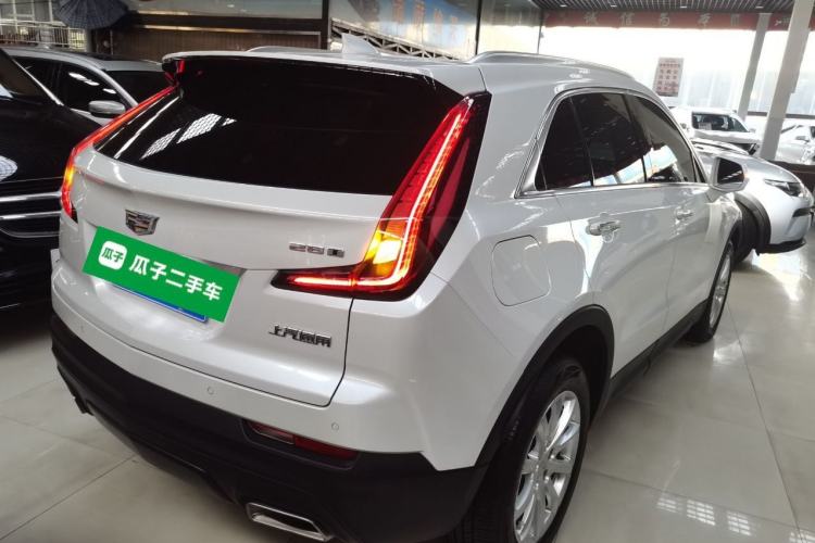 Used Cadillac XT4 2021 28T Two-Wheel Drive Tech Edition Exterior 5