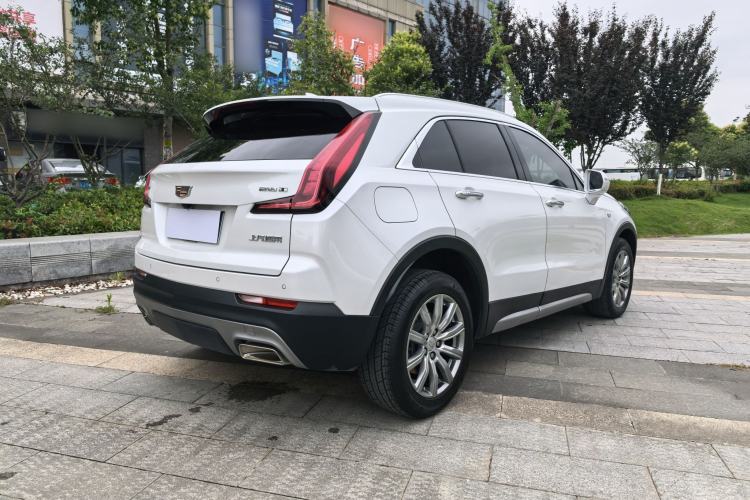 Used Cadillac XT4 2021 28T Two-Wheel Drive Luxury Version Exterior 6