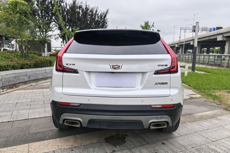 Used Cadillac XT4 2021 28T Two-Wheel Drive Luxury Version Exterior 7