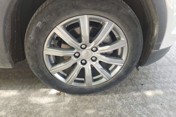 Used Cadillac XT4 2021 28T Two-Wheel Drive Luxury Version Exterior 7