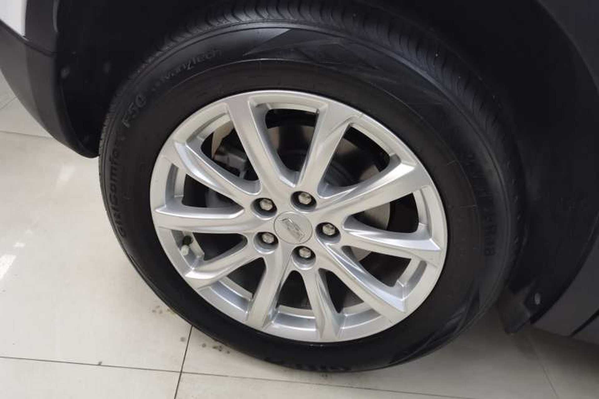Used Cadillac XT4 2021 28T Two-Wheel Drive Tech Edition Exterior 8