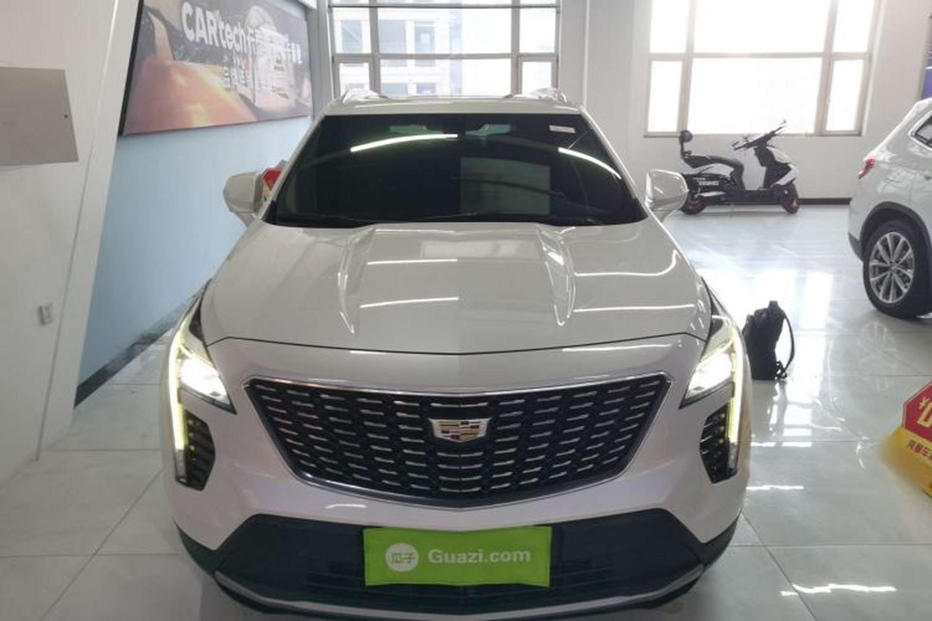 Used Cadillac XT4 2021 28T Two-Wheel Drive Luxury Version Front