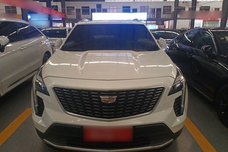 Used Cadillac XT4 2021 28T Two-Wheel Drive Luxury Version Front