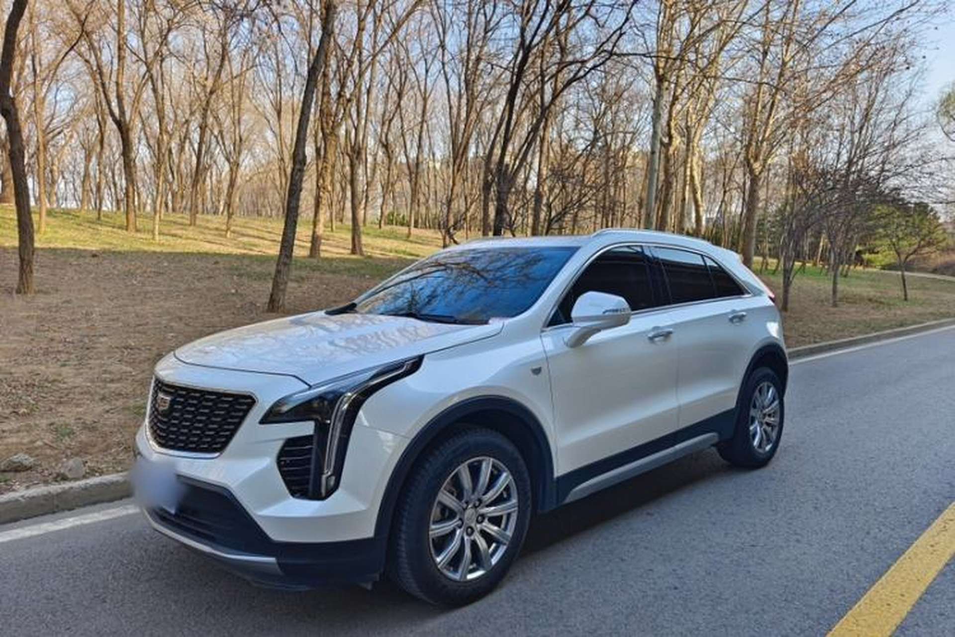 Used Cadillac XT4 2021 28T Two-Wheel Drive Leading Version Front Left 45 Deg