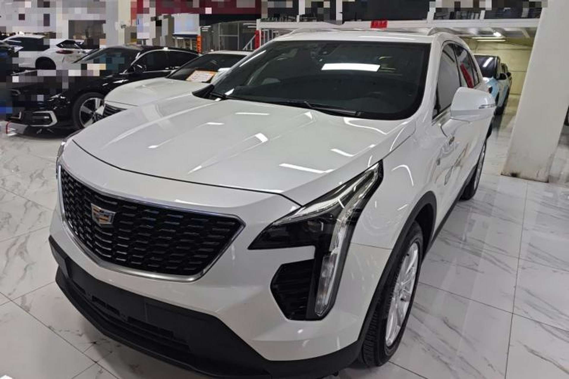 Used Cadillac XT4 2021 28T Two-Wheel Drive Tech Edition Front Left 45 Deg