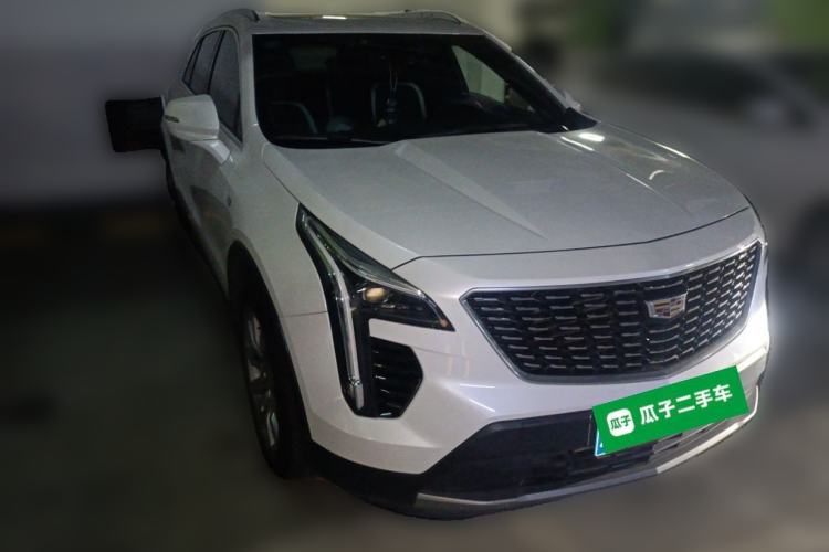 Used Cadillac XT4 2021 28T Two-Wheel Drive Leading Version Front Right 45 Deg