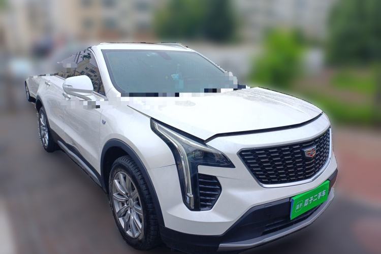 Used Cadillac XT4 2021 28T Two-Wheel Drive Leading Version Front Right 45 Deg