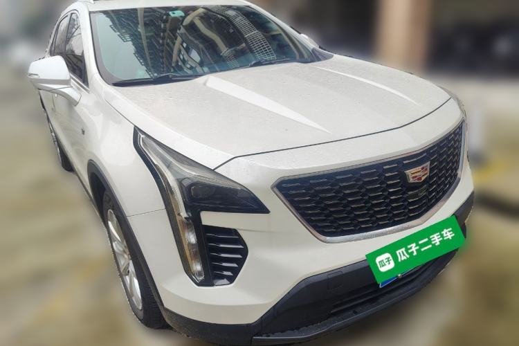 Used Cadillac XT4 2021 28T Two-Wheel Drive Tech Edition Front Right 45 Deg