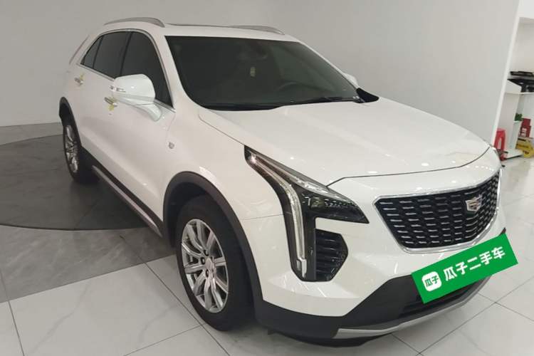 Used Cadillac XT4 2021 28T Two-Wheel Drive Leading Version Front Right 45 Deg