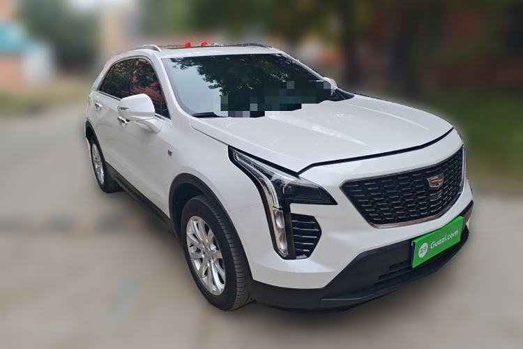 Used Cadillac XT4 2021 28T Two-Wheel Drive Tech Edition Front Right 45 Deg