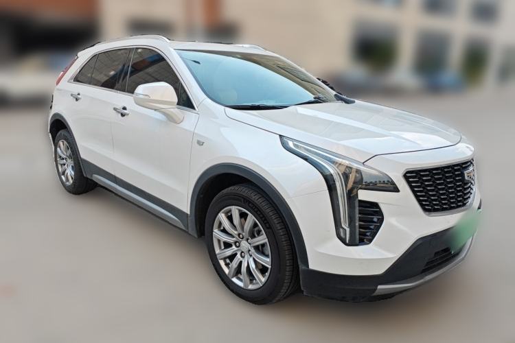 Used Cadillac XT4 2021 28T Two-Wheel Drive Leading Version Front Right 45 Deg