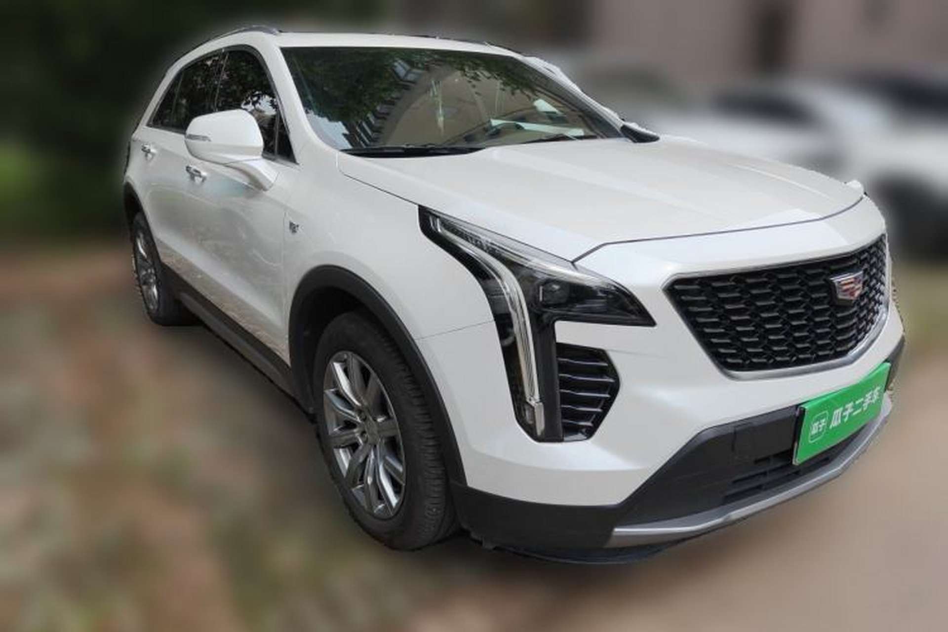 Used Cadillac XT4 2021 28T Two-Wheel Drive Leading Version Front Right 45 Deg