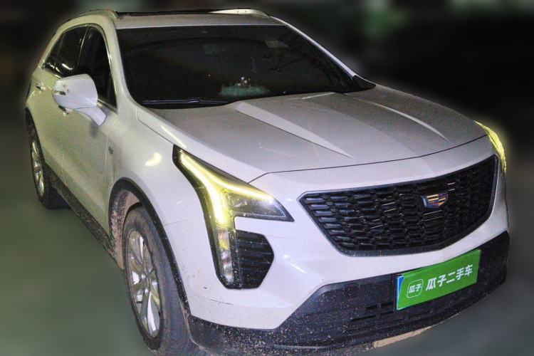 Used Cadillac XT4 2021 28T Two-Wheel Drive Tech Edition Front Right 45 Deg