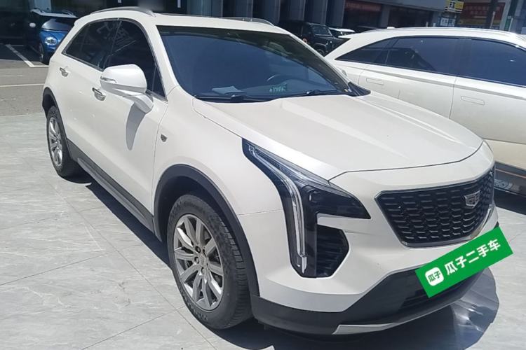 Used Cadillac XT4 2021 28T Two-Wheel Drive Leading Version Front Right 45 Deg