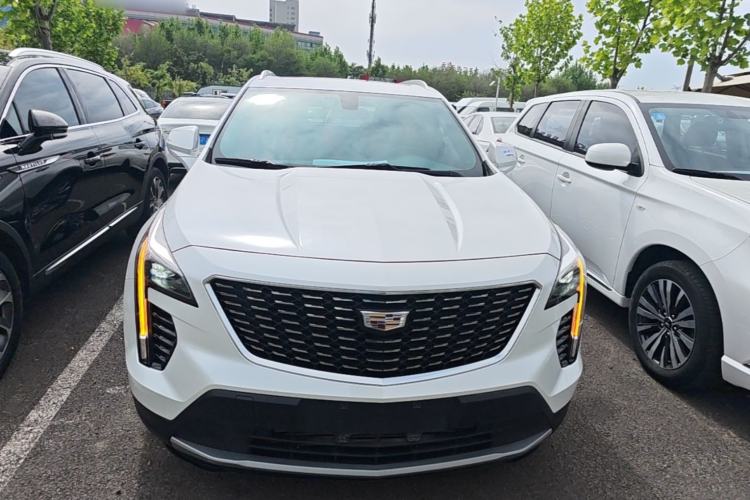 Used Cadillac XT4 2021 28T Two-Wheel Drive Leading Version Front