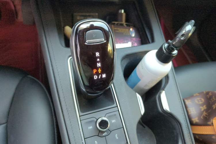 Used Cadillac XT4 2021 28T Two-Wheel Drive Leading Version Gear Lever