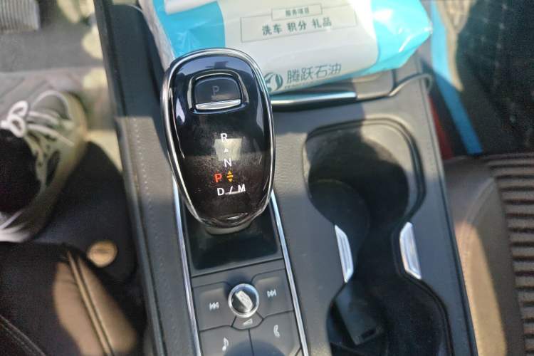 Used Cadillac XT4 2021 28T Two-Wheel Drive Luxury Version Gear Lever